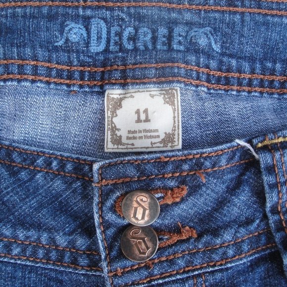 Decree Jeans Medium Wash Size 11(Juniors) - Picture 3 of 8